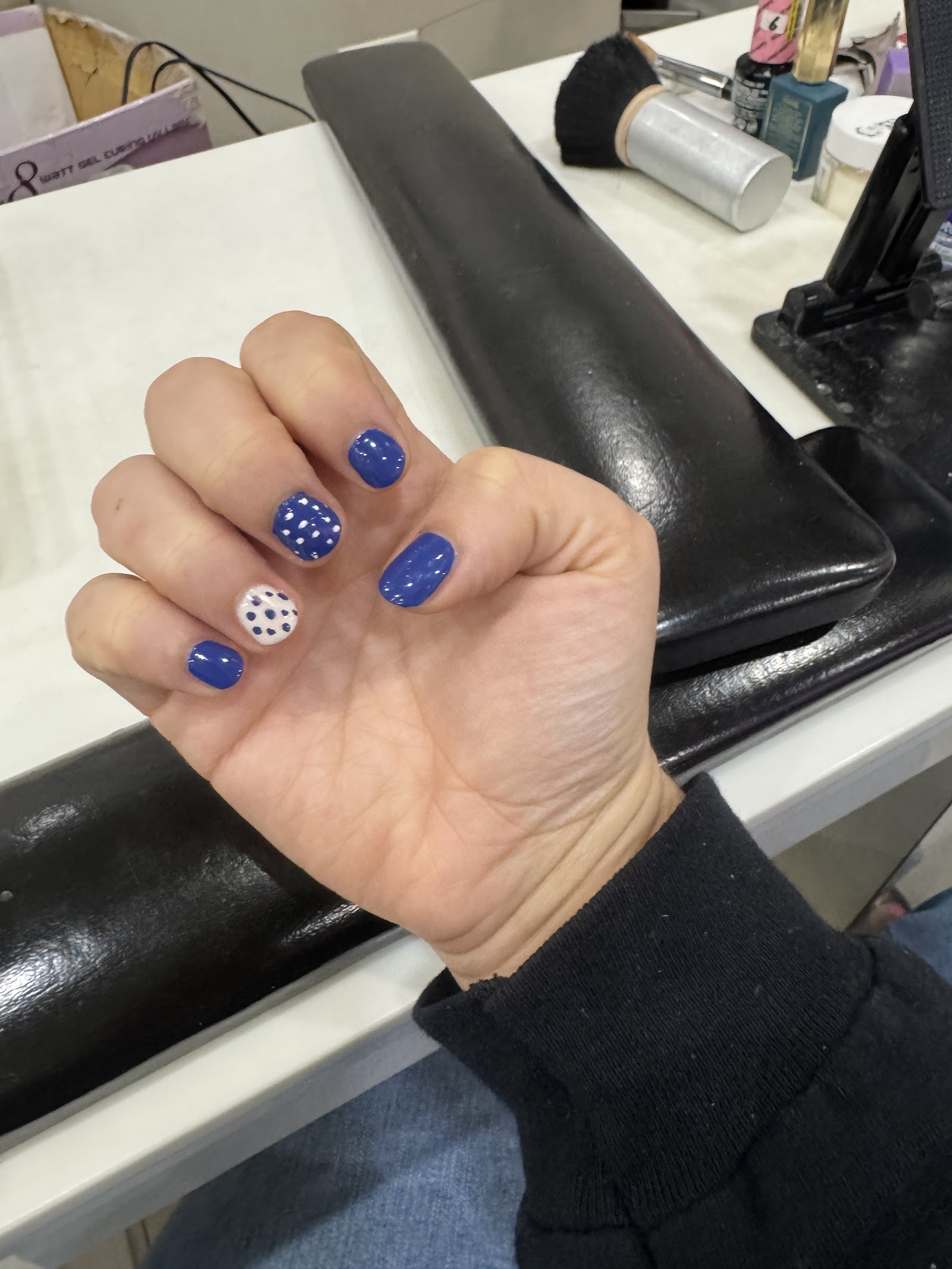 Bloom Nails & Spa nail photo 5